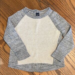 Baby Gap Gray and Cream Crew Neck Sweater size 2 100% cotton